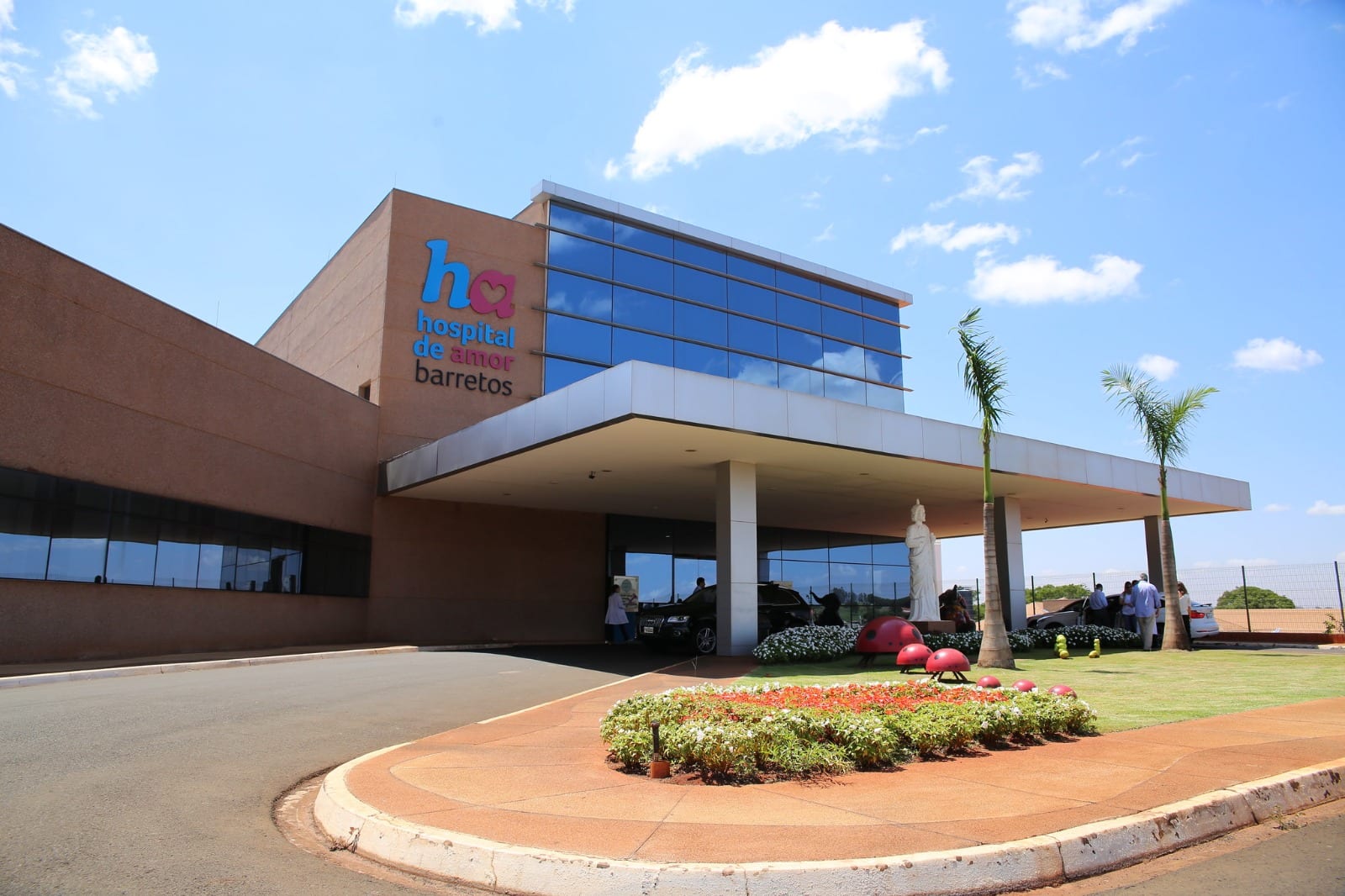Hospital de Amor recebe autorização para destinar excedentes de remédio de alto custo a outros pacientes