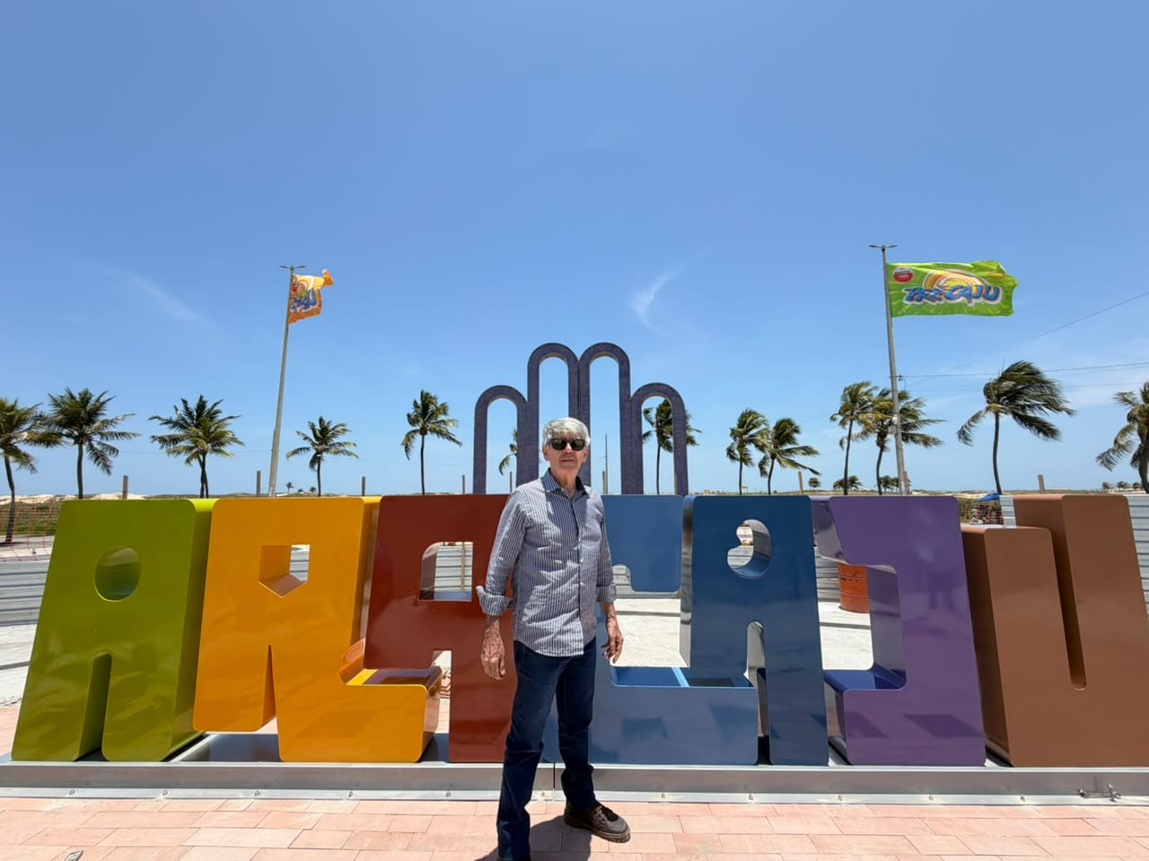 Novo letreiro da Orla da Atalaia, que será entregue nesta quinta-feira (29), transforma identidade turística de Aracaju