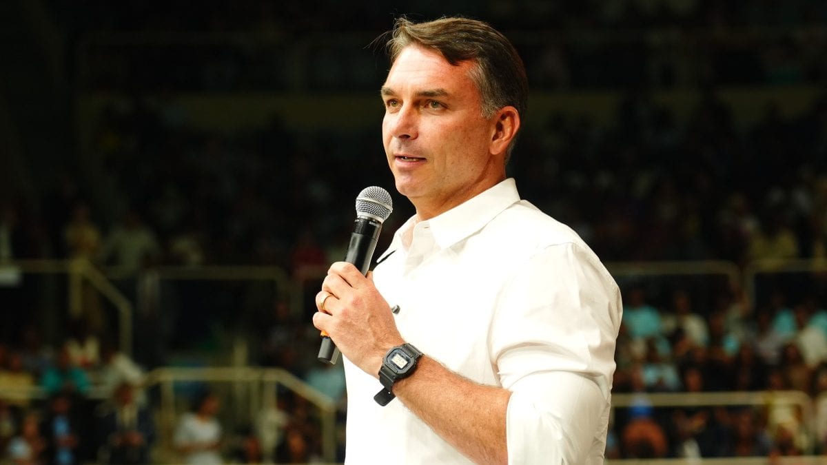 Após deixar o Brasil, Flávio Bolsonaro planeja dar coletiva de imprensa nos EUA para explicar viagem e decisão judicial