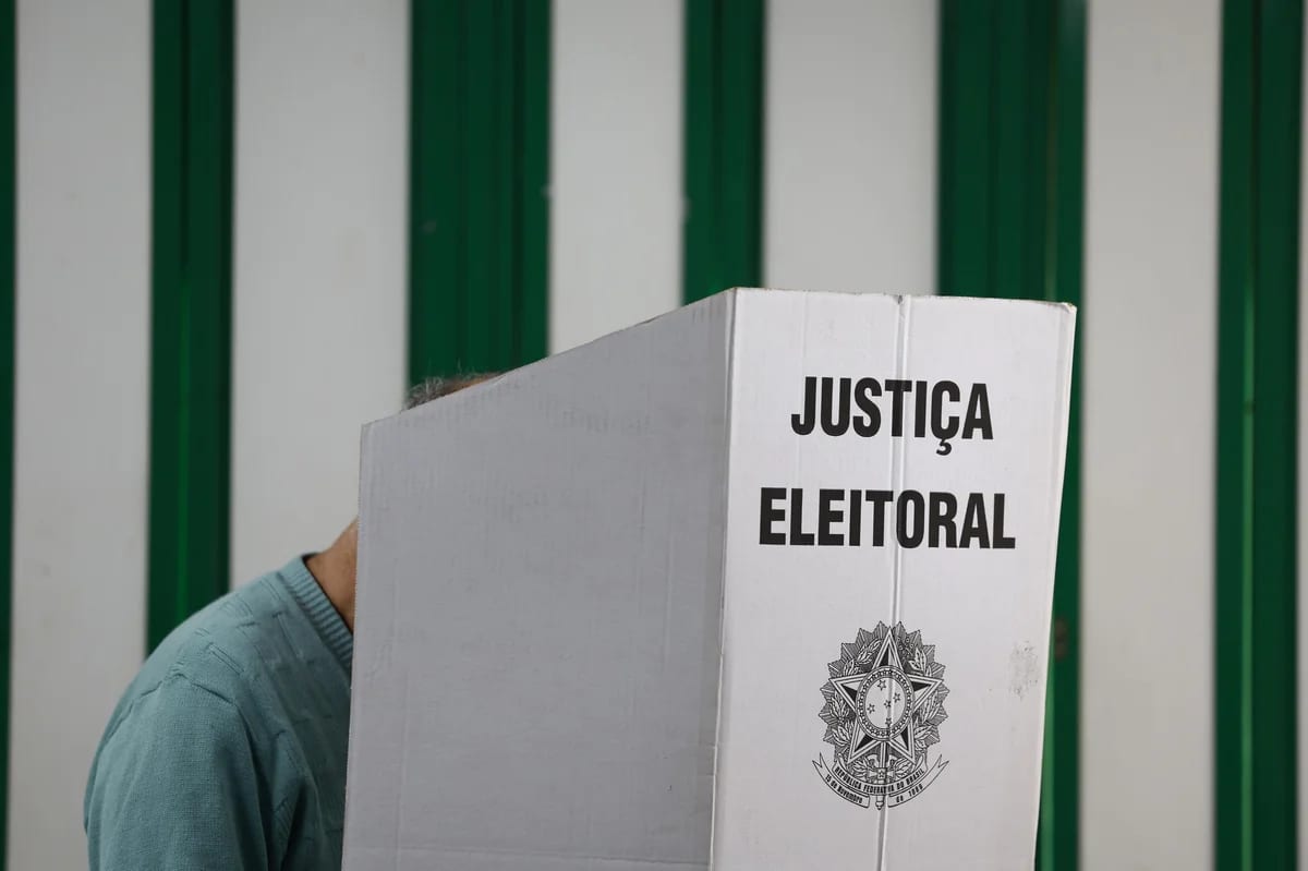 Qual é o melhor horário para votar no segundo turno das eleições 2026?