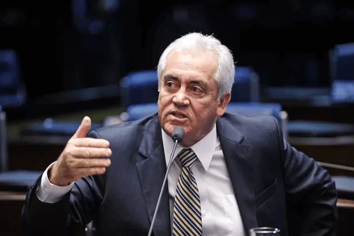 Presidente da CCJ mantém defesa de Jorge Messias ao STF