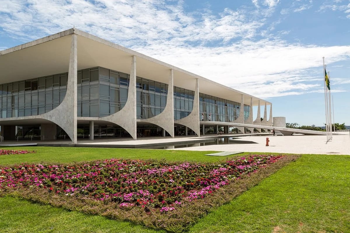 Como é eleito e o que faz o Presidente da República