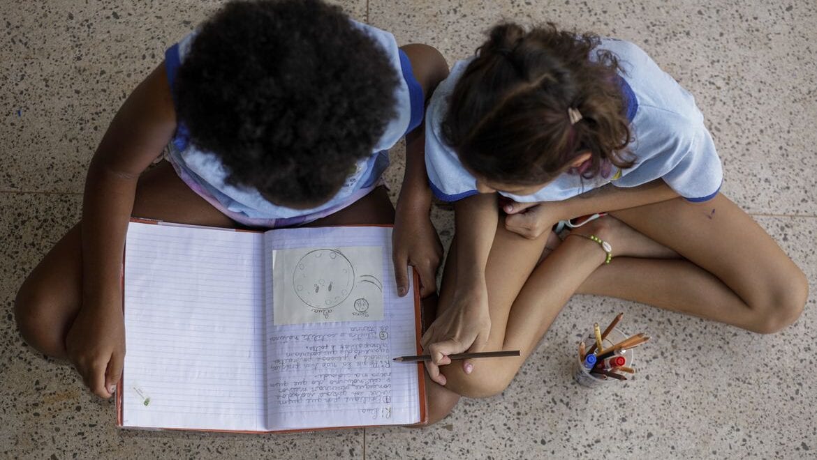 Programa de Lula prioriza educação da primeira infância ao ensino superior