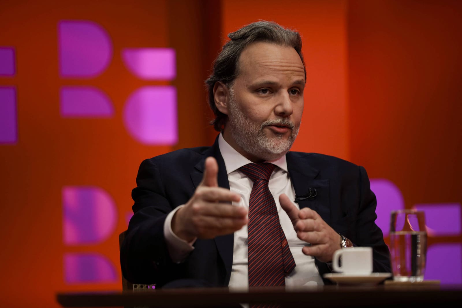 Membro da coordenação de Lula diz que Flávio faz pirotecnia ao não reconhecer resultado