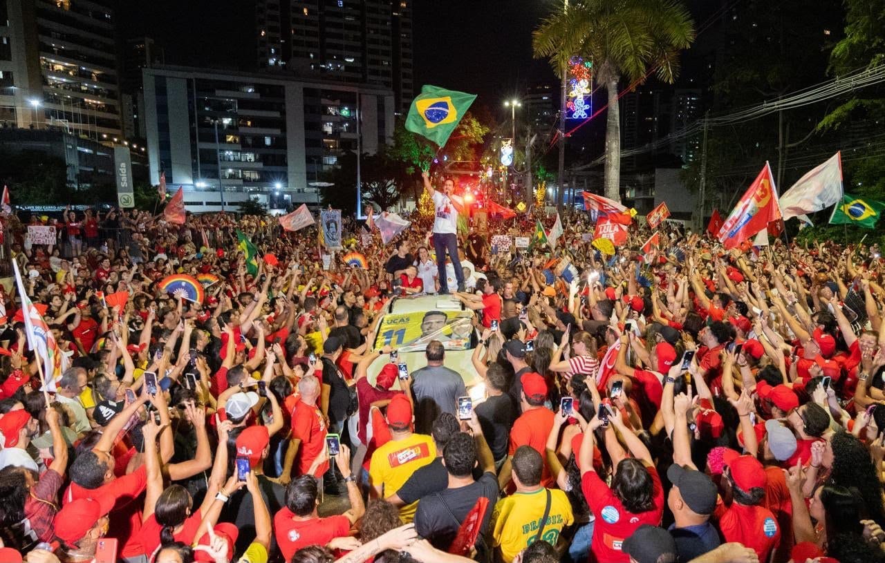 “A vitória de Lula é a vitória do Brasil”, diz Lucas durante o Lulaço na Avenida Epitácio Pessoa