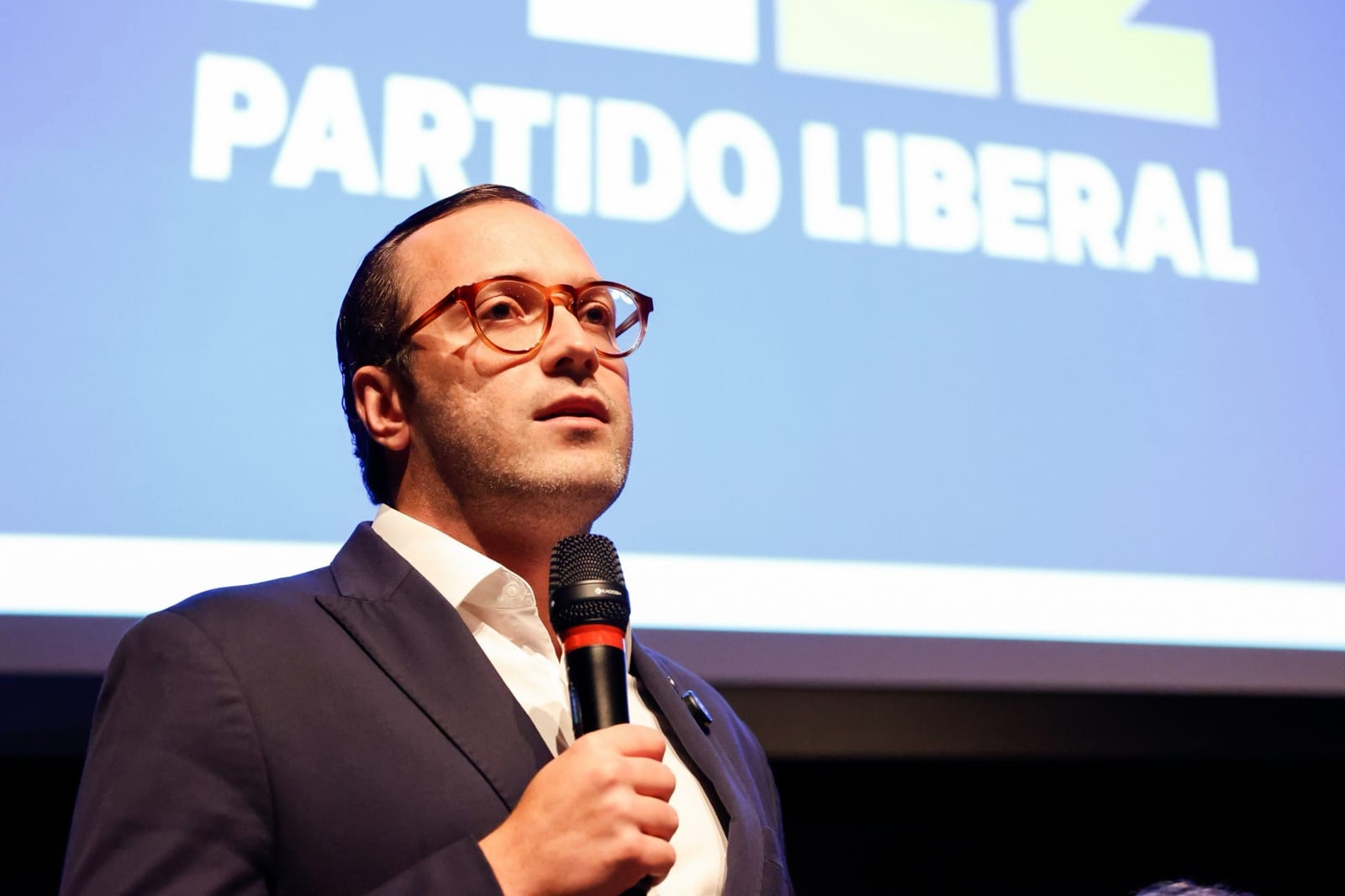 Justiça Eleitoral suspende peça contra Filipe Barros; multa de R$ 10 mil