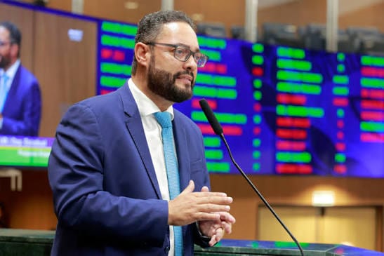 Virmondes Cruvinel entra na disputa pela presidência da Alego e inicia articulações para 2027
