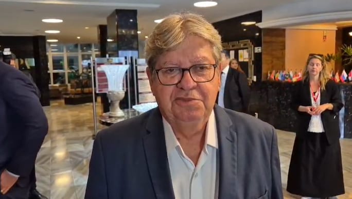 João Azevêdo promete ampliar mobilização por Lula na Paraíba durante segundo turno