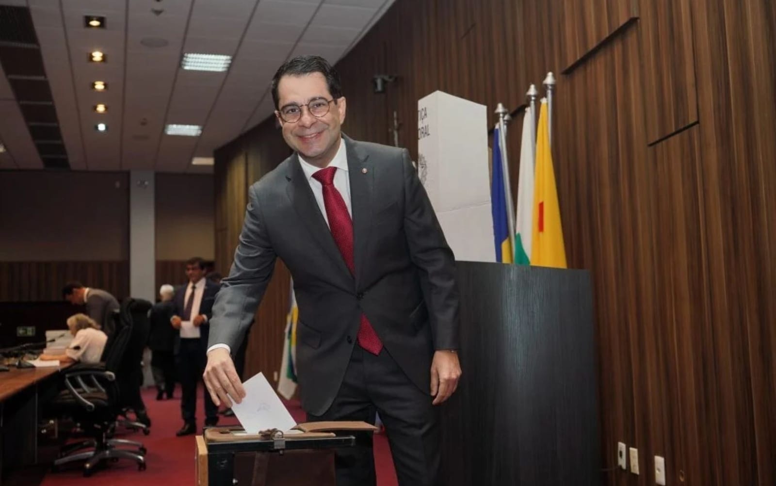 Nilzir Soares Vieira Júnior é indicado para Procurador-Geral de Sergipe (2026-2028)