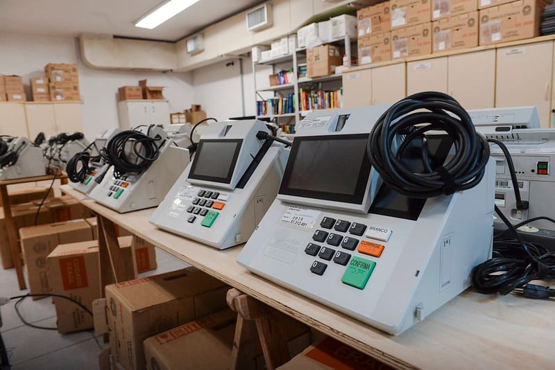 TRE-SP inicia preparação das urnas eletrônicas para as eleições deste ano