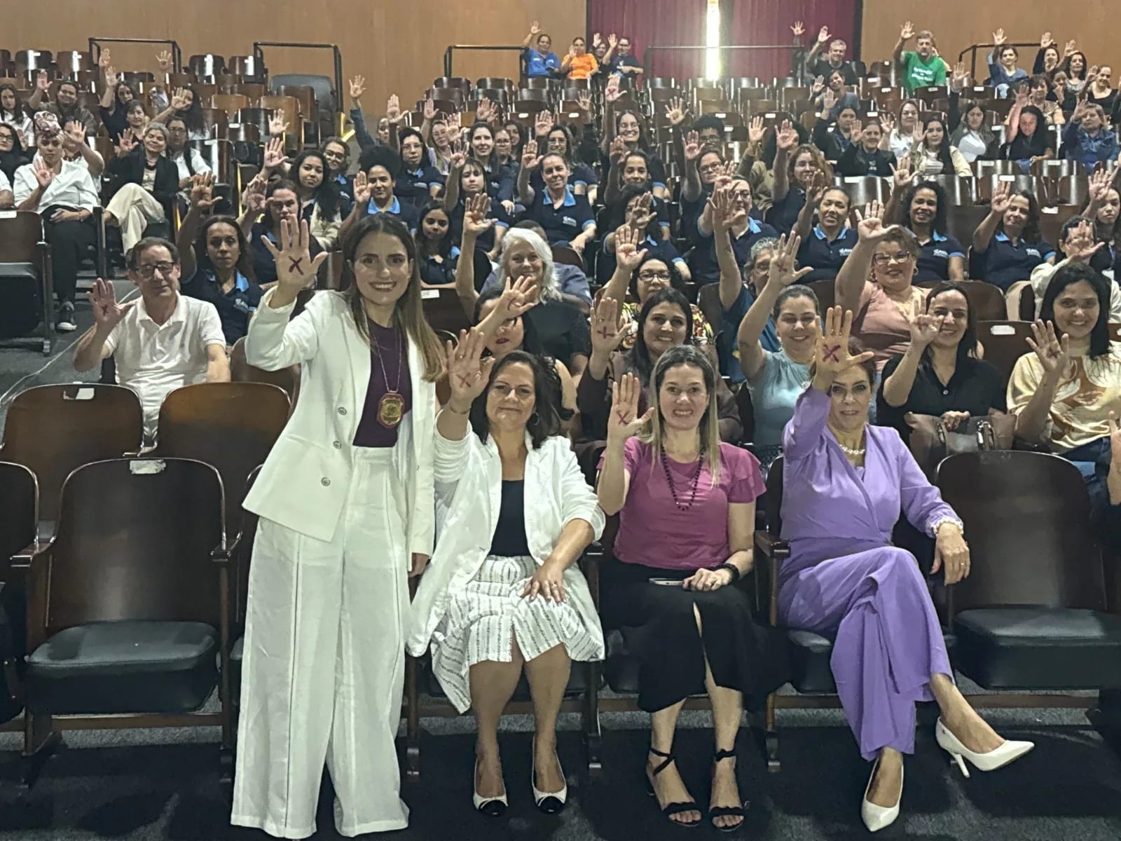 Polícia Civil participa de ação do Agosto Lilás às servidoras municipais de Assis/SP