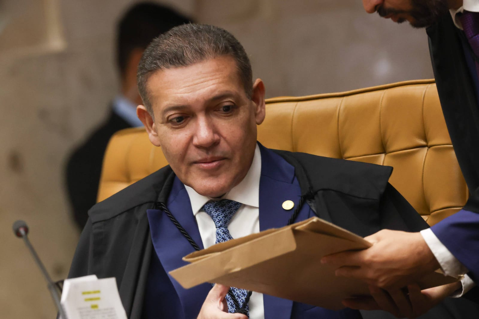 Kassio baixa regra para acelerar análise de ações de propaganda no TSE após críticas