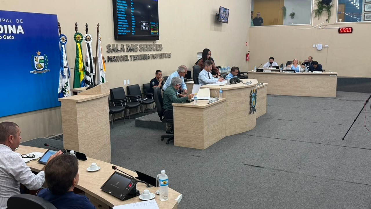 Câmara de Andradina aprova mudanças no IPTU, cria fundo para mulheres e avança projetos de saúde