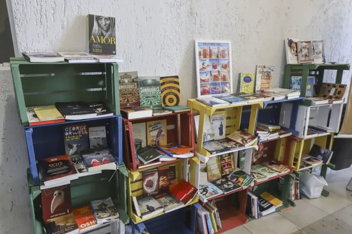 Curitiba testa projeto de leitura desenvolvido por estudantes idosos da Unespar