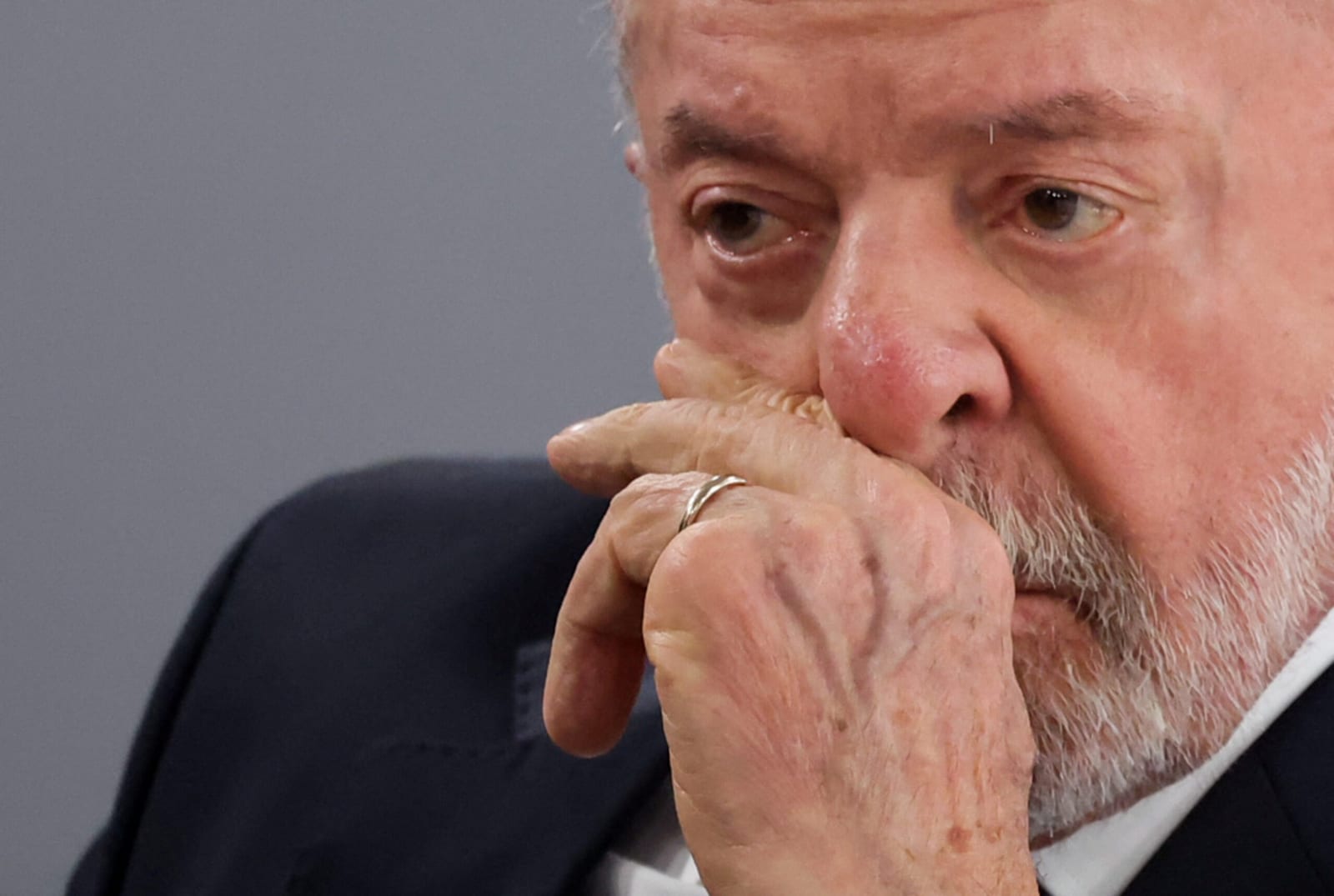Lula reconhece custo de vida caro, mas cita avanço econômico