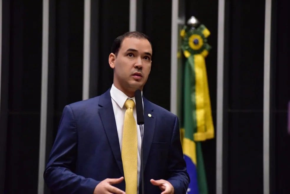 Vicentinho Júnior (PSDB) vence o segundo turno e é eleito governador do Tocantins