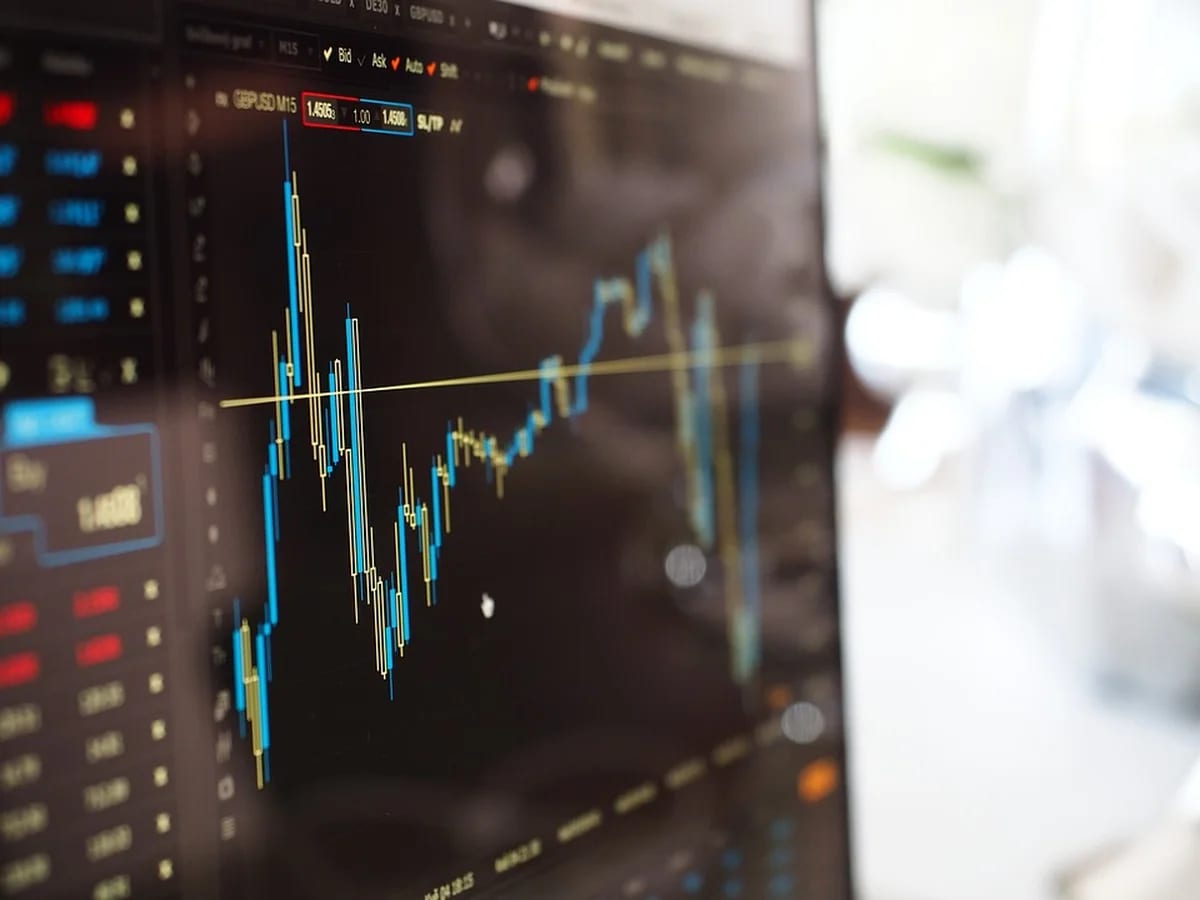 Reação no Exterior antecipa dia turbulento para dólar, juros e bolsa de valores