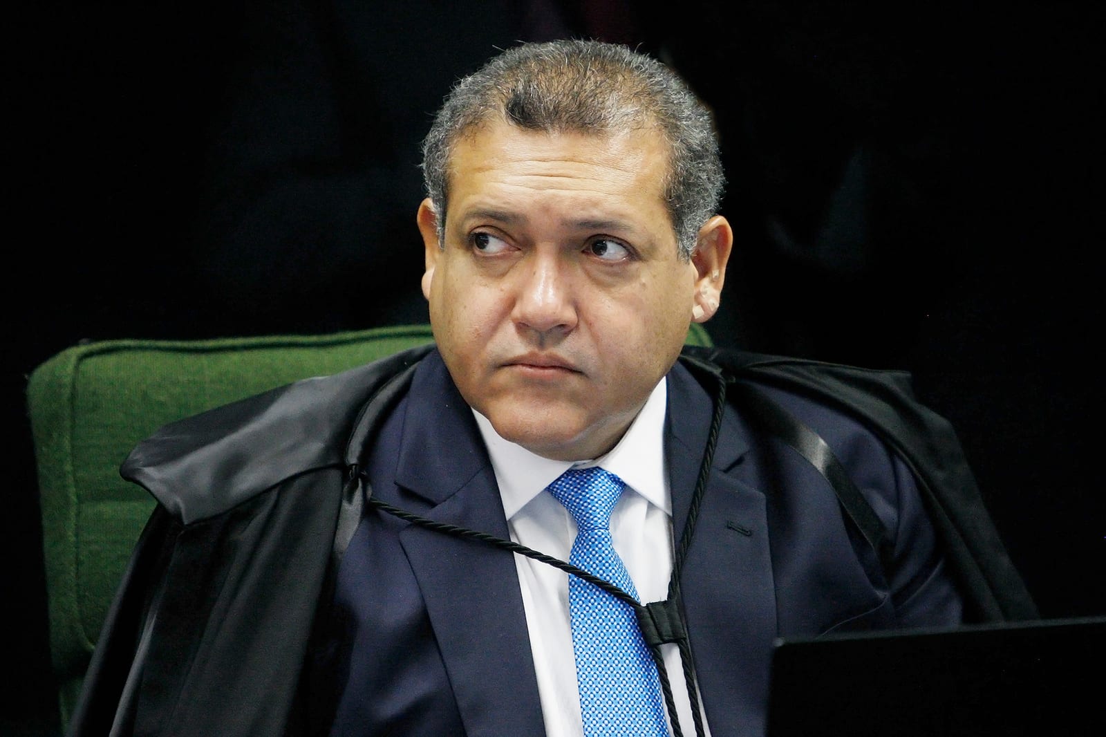 Nunes Marques avalia soltar Bolsonaro após o 2º turno, diz jornal