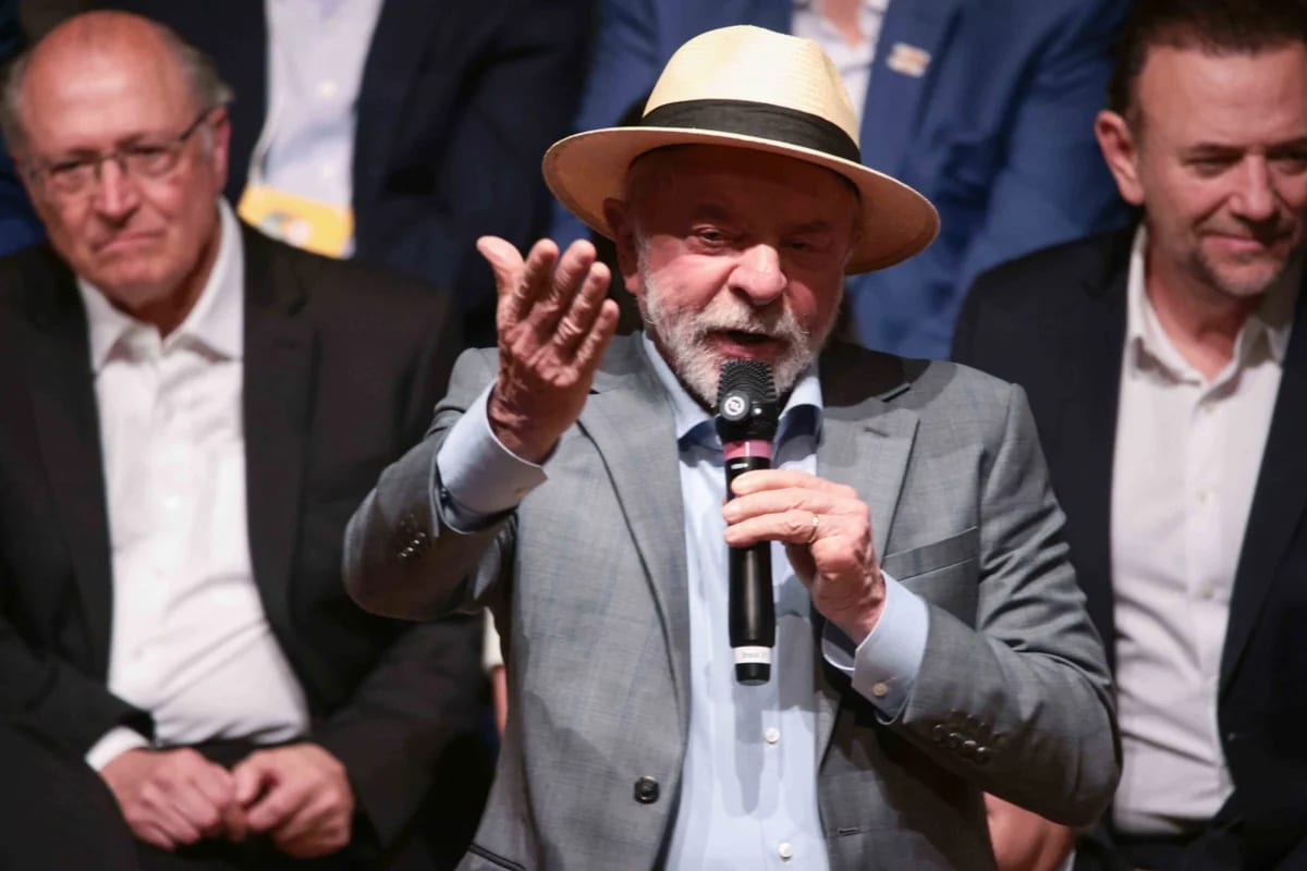 36,2% reprovam e 35,3% aprovam o governo Lula
