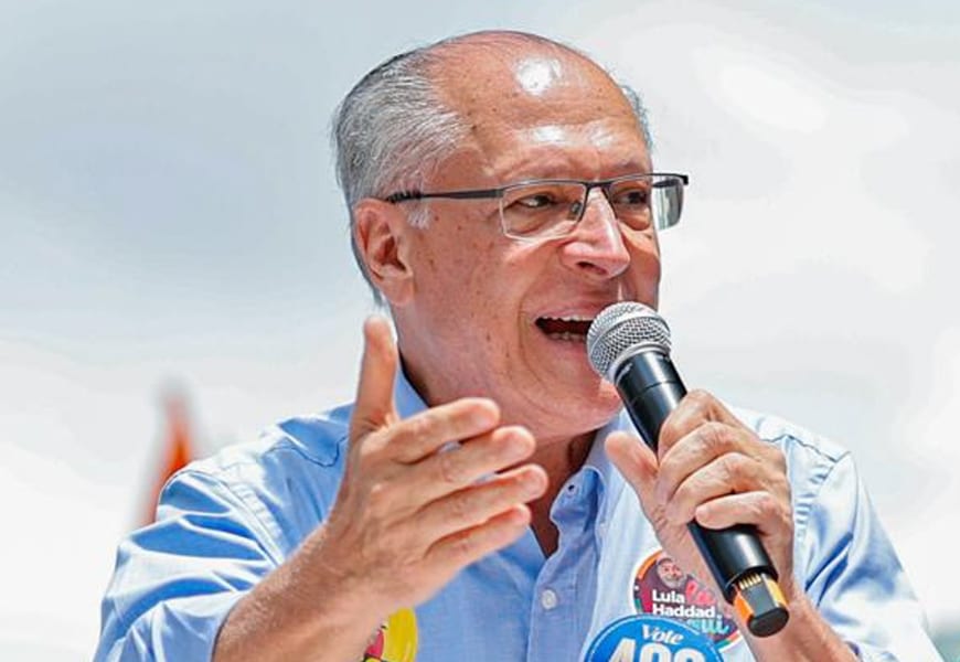 “Estamos com energia total para reverter esses votos e eleger Lula”, afirma Alckmin
