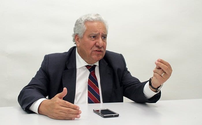 Vilmar Rocha prevê dificuldades para Lula concluir eventual novo mandato