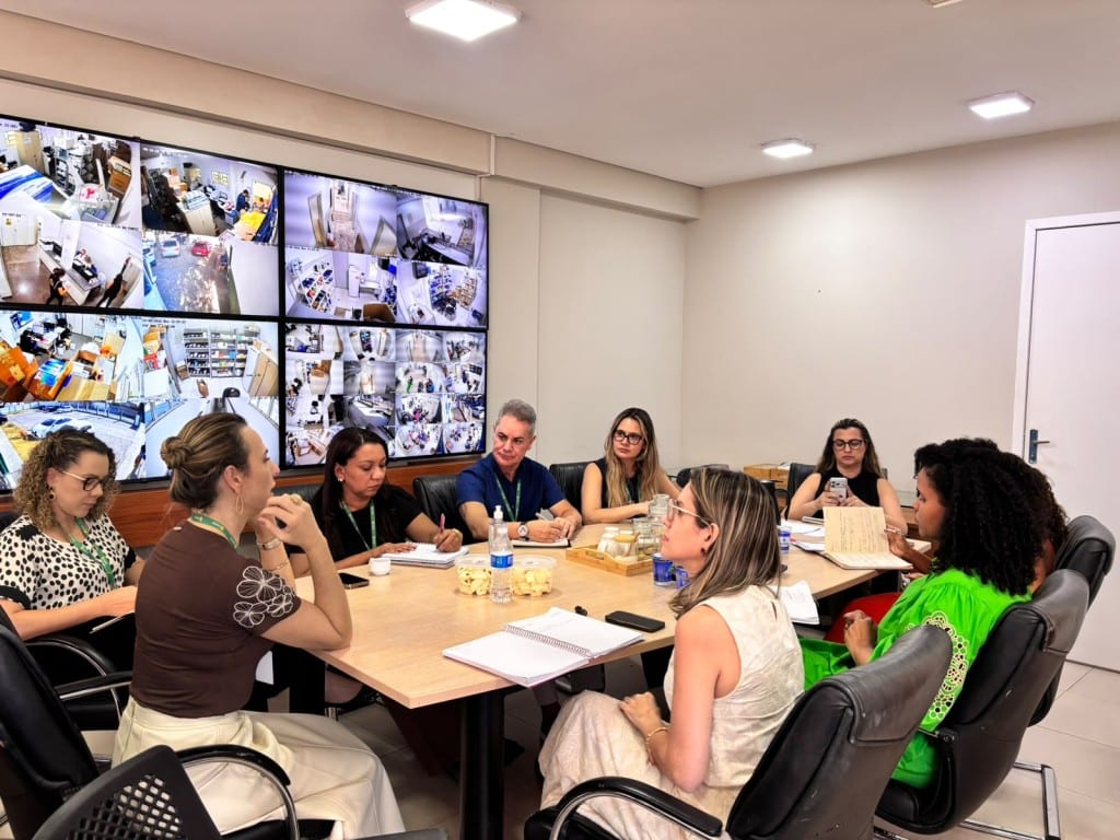 SMS de Cuiabá reúne gestores para definir prioridades da rede municipal