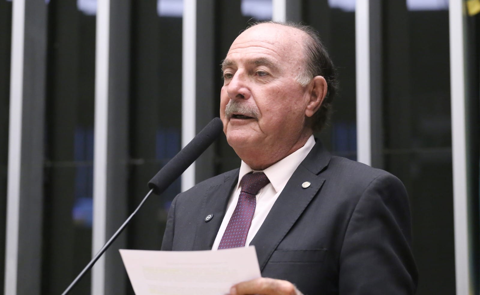 Projeto de Zacharias Calil prevê até 23 anos de prisão por roubo de medicamentos