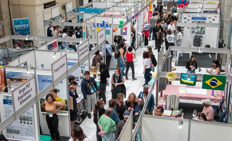 Sepex movimenta UFSC com feira de ciências, minicursos, rotas temáticas e apresentações artísticas