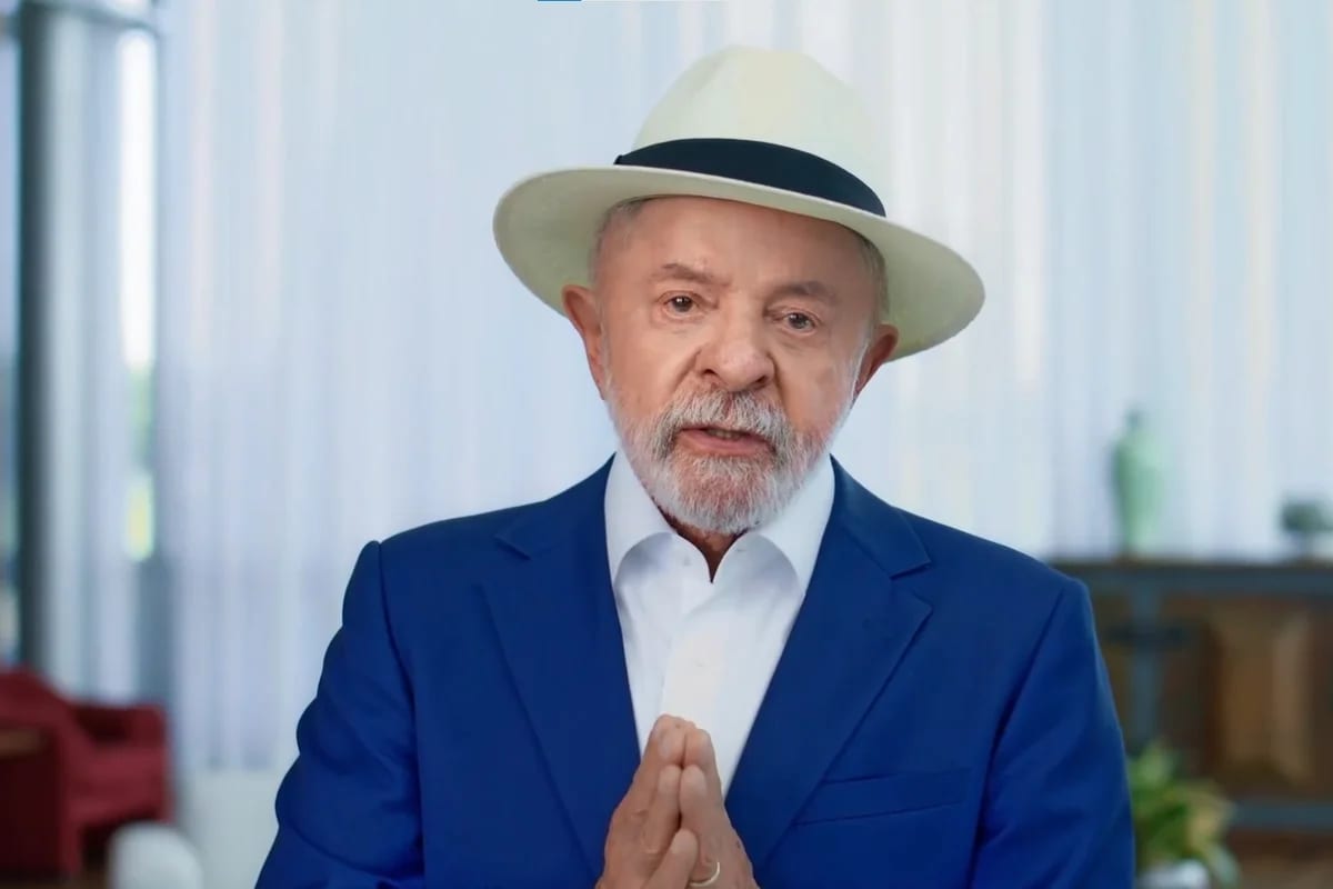 Lula grava com pelo menos 50 candidatos em 14/8 no QG em Brasília