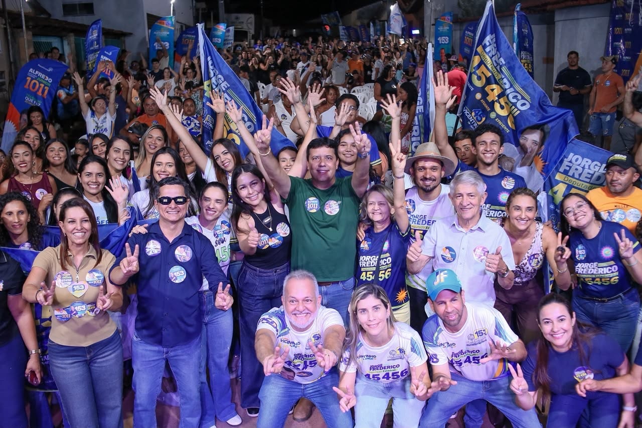 Alfredo Júnior faz cinco agendas em Araguaína, incluindo adesivaço