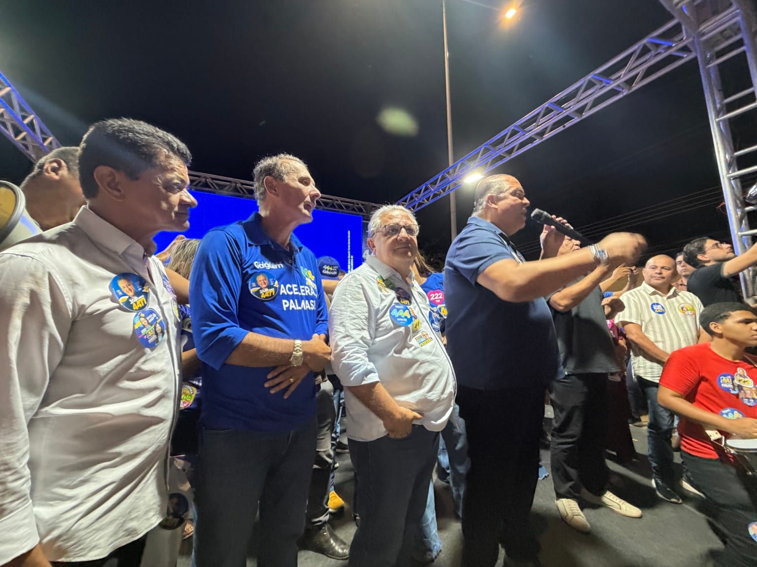Jair Farias faz comício lotado na região sul de Palmas