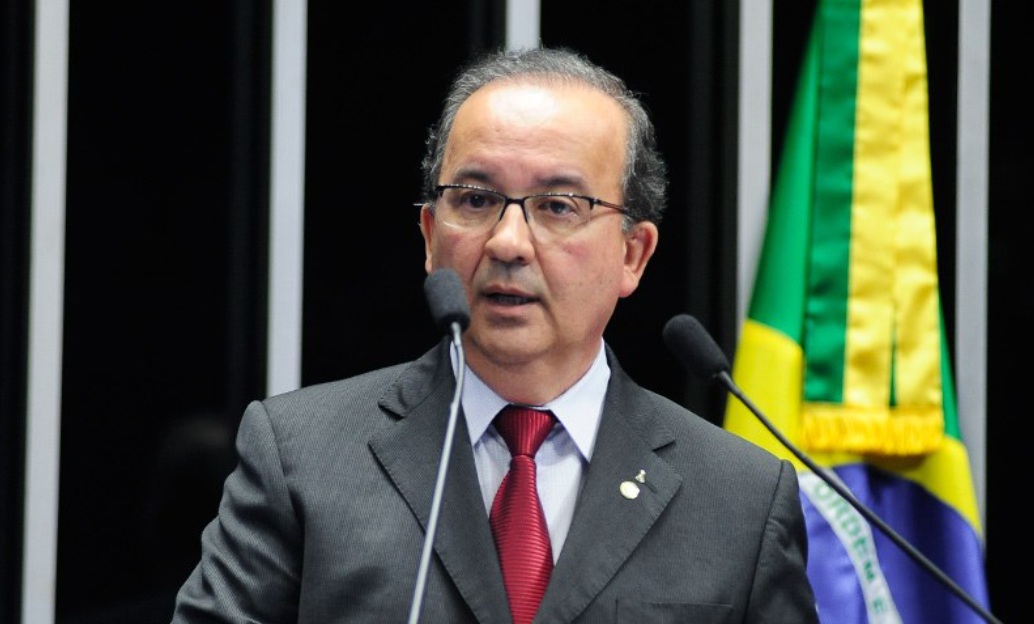 PL de Santa Catarina oficializa Jorginho Mello na corrida pela reeleição