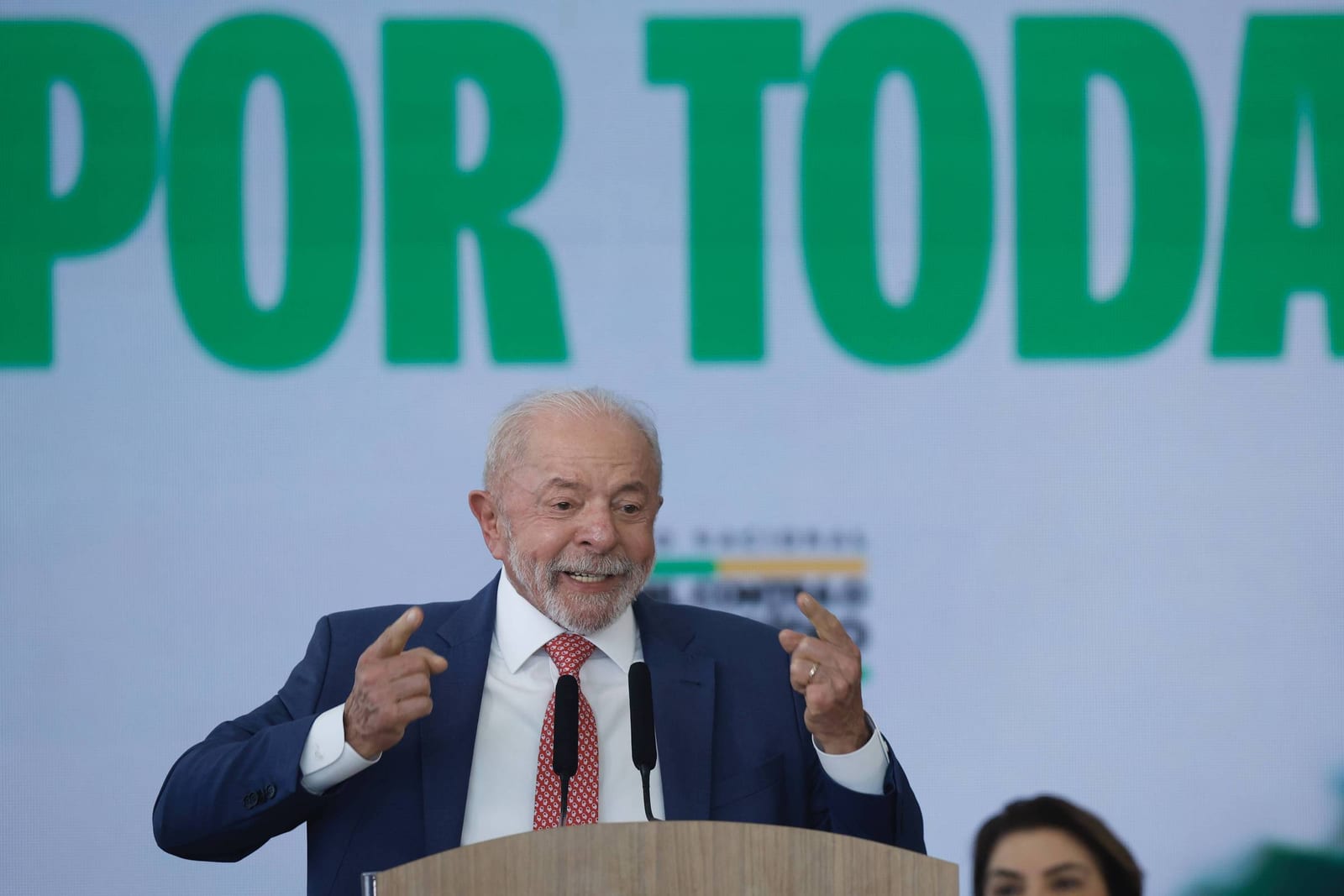 Governo Lula discute regra para acesso a dados de anúncios das big techs