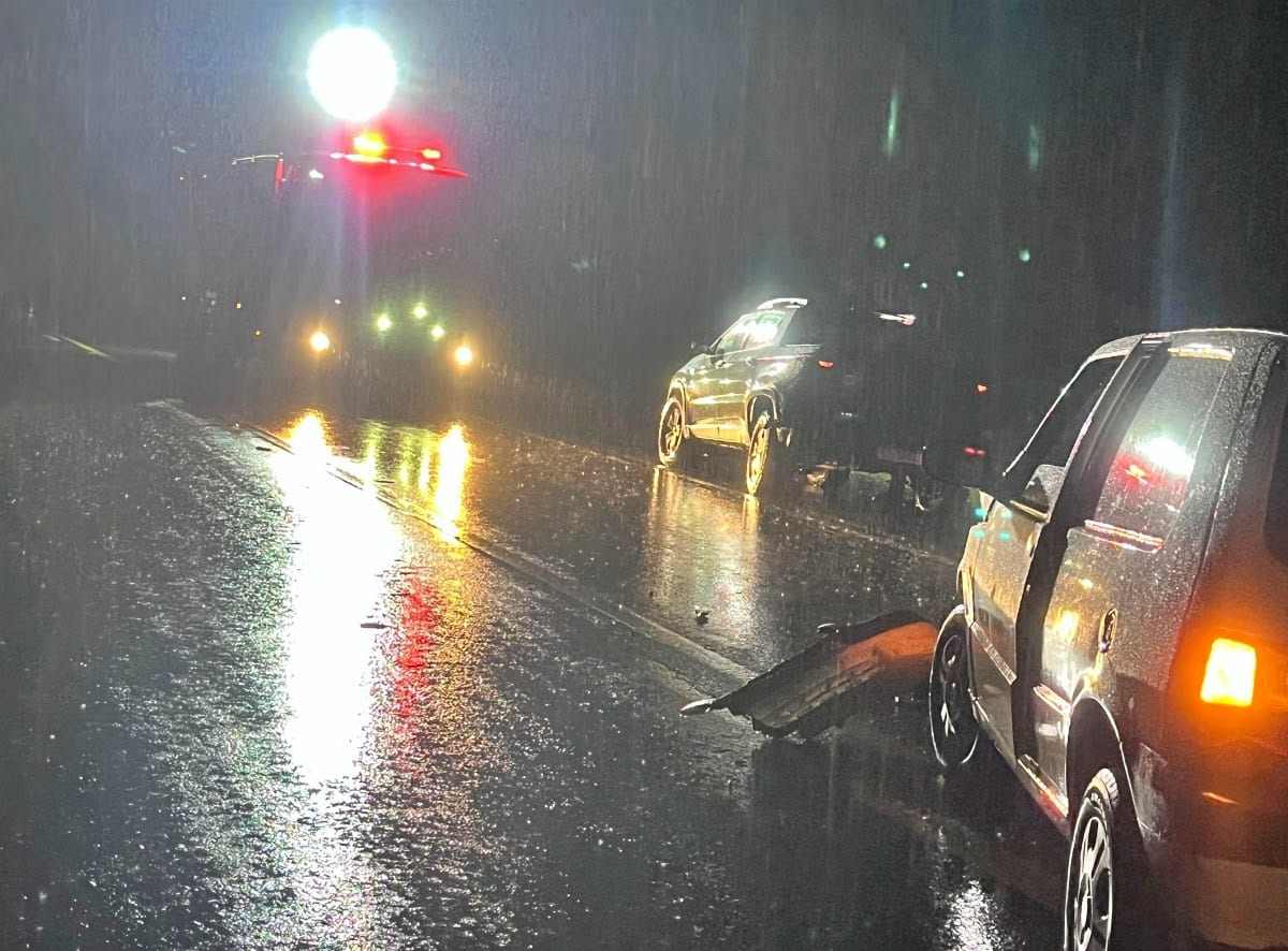 Colisão entre Fiat Uno e Fiat Toro deixa quatro pessoas envolvidas na BR-158, em Cunha Porã