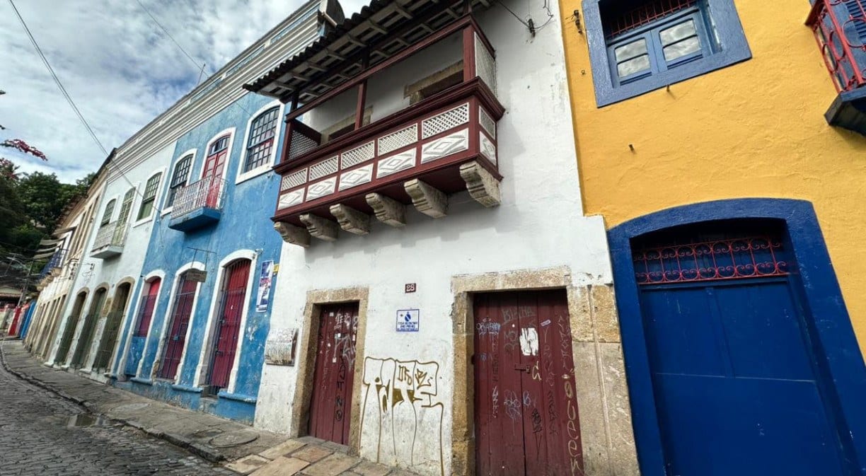 Pichação em prédios históricos de Olinda pode dar até um ano de prisão