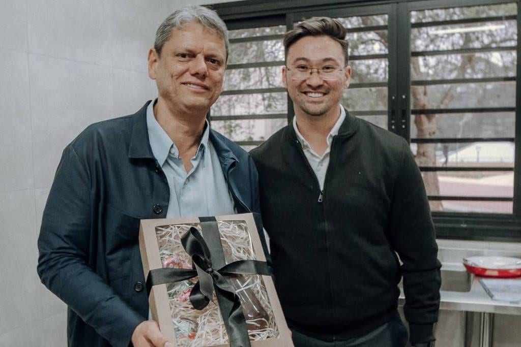 Prefeito do PSB de Rio Grande da Serra declara apoio a Tarcísio, e ignora Haddad-França