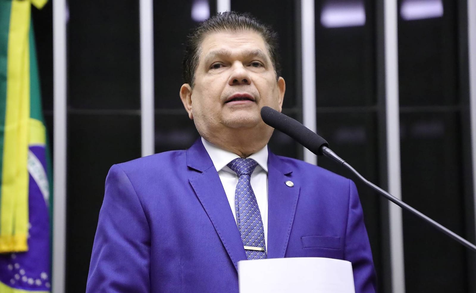 Lula pede desligamento de Mauro Benevides Filho da vice-liderança na Câmara