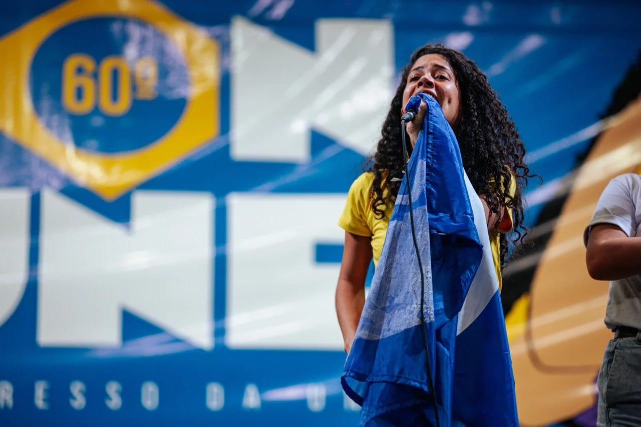 Bianca Borges: educação é investimento, não mais um gasto