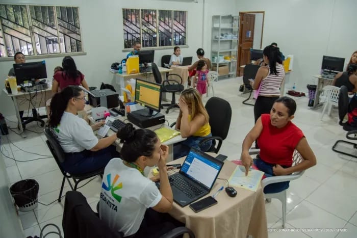 Mutirão no CRAS Sílvio Leite atualiza cadastro, vacinação e pesagem de beneficiários do Bolsa Família