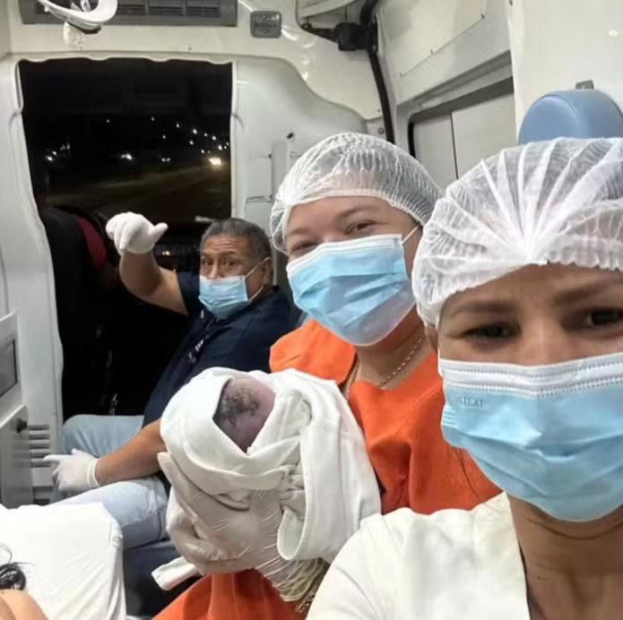 Bebê nasce em ambulância durante transferência em Tocantins