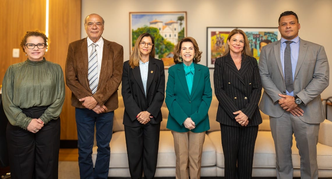 Presidente do TRE‑GO recebe superintendente da Polícia Federal