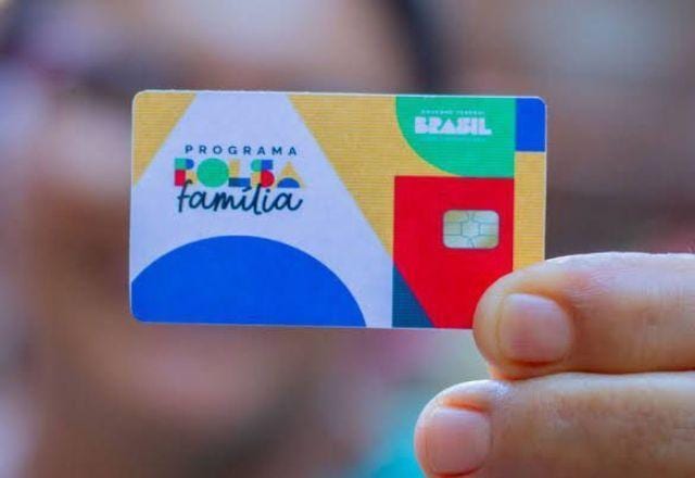 Bolsa Família: reajuste começa a ser pago na próxima semana