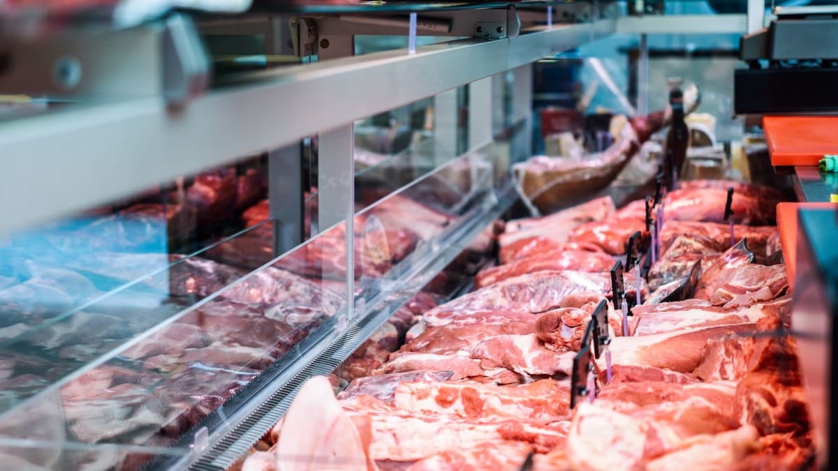 União Europeia vai suspender compra de carnes do Brasil: entenda as implicações