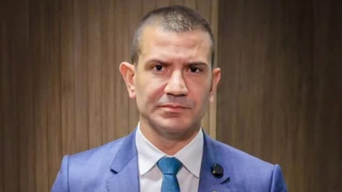 Votos de Garotinho são anulados e Douglas Ruas é eleito no 1º turno no RJ