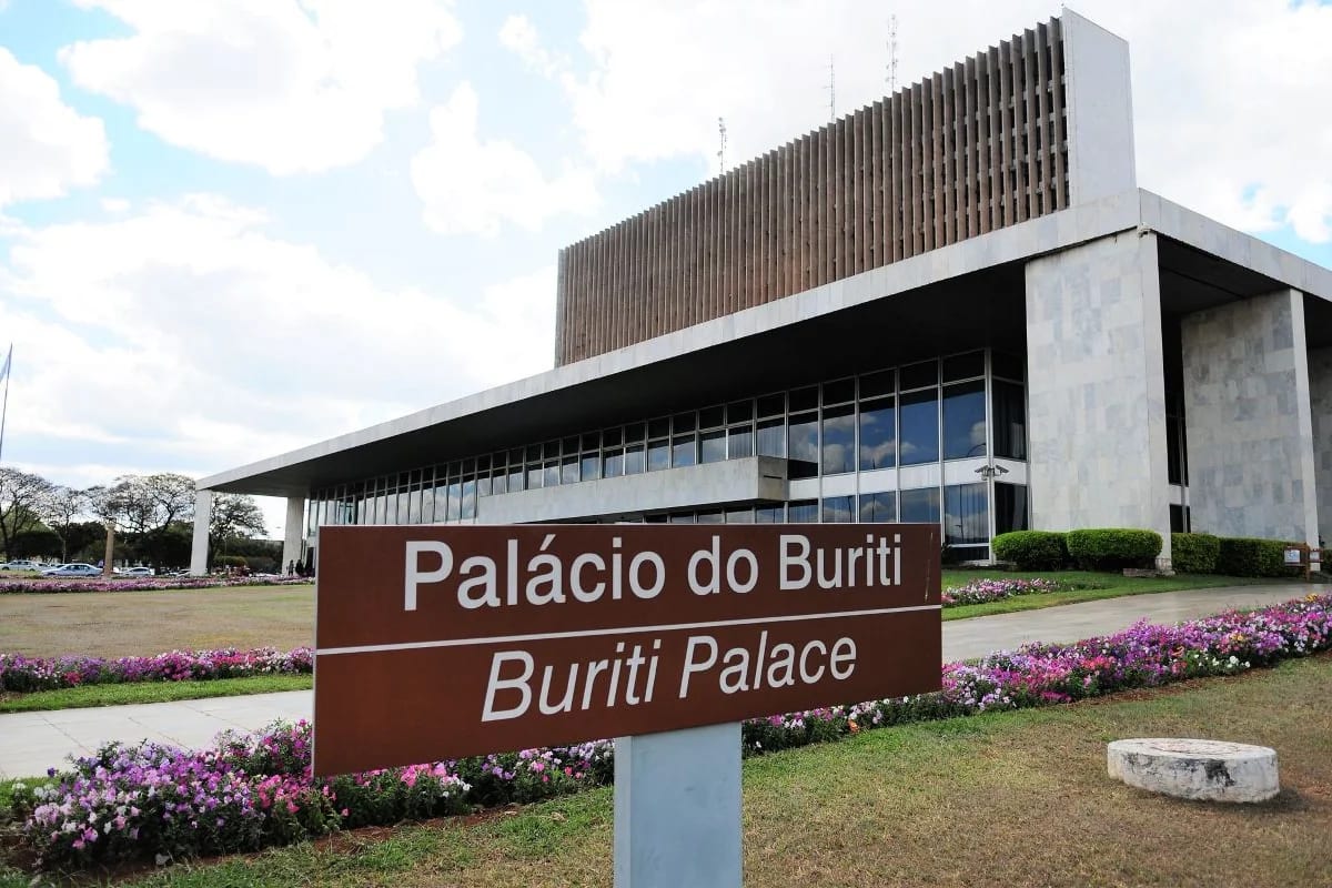 10 candidatos ao GDF lançam campanhas nas ruas neste domingo (16/8)