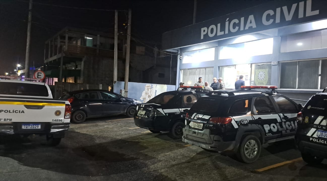 Em resposta rápida, polícia prende suspeitos de roubar casa do prefeito de Balneário Pinhal