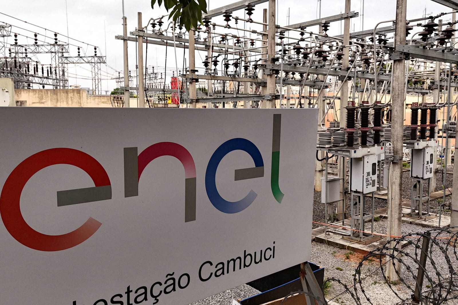 Aneel mantém processo de caducidade contra a Enel após reunião em 11 de julho