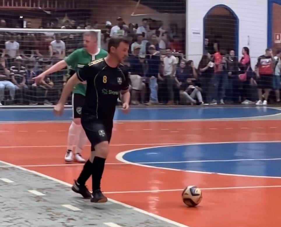 Rádio Repórter transmite finais do Campeonato Municipal de Futsal 2026 com ginásio lotado em Coronel Barros