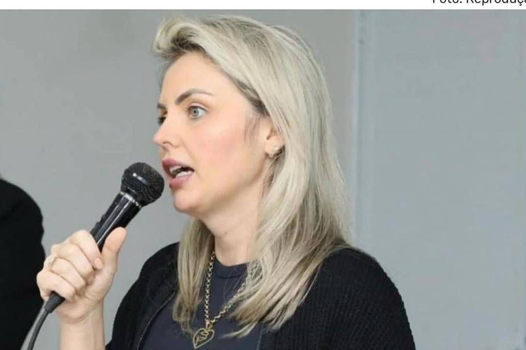 Candidata derrotada do DC anuncia apoio a Flávio no segundo turno