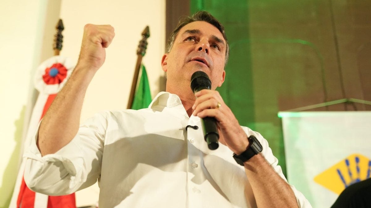 Flávio tem 62% contra 18% de Lula no 1º turno em Roraima